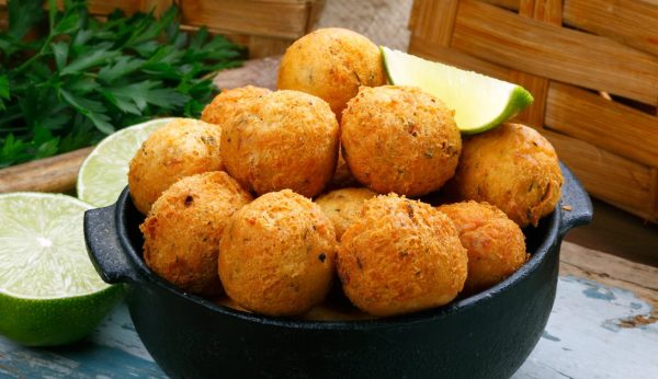 Bolinho de tilápia